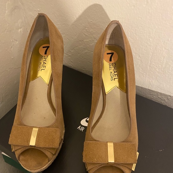 Michael Kors wedge heels - Picture 3 of 4